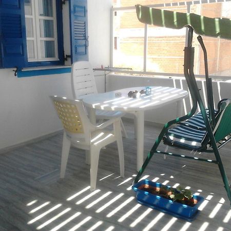 Villa Kostas Perissa  Ngoại thất bức ảnh